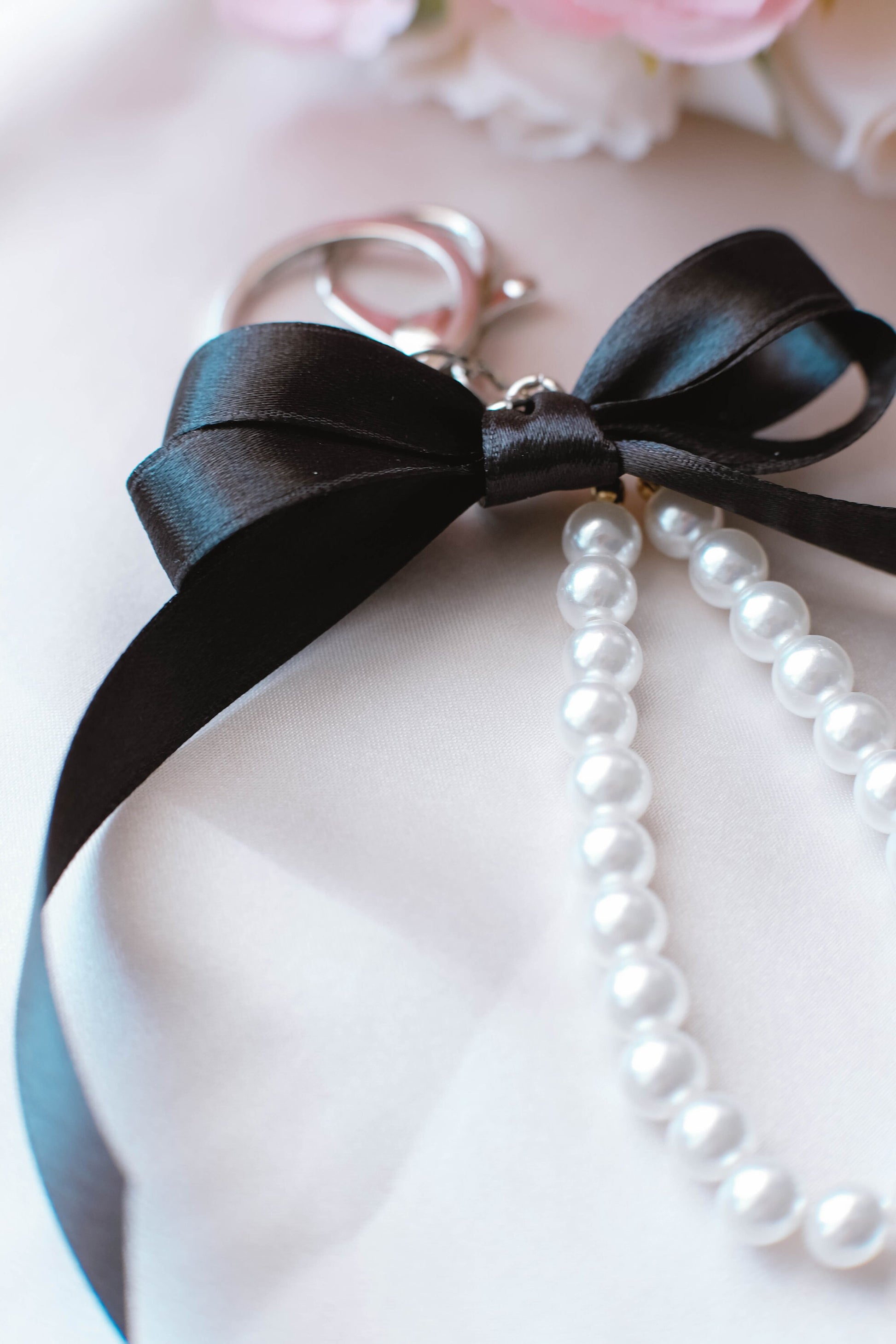 Pearl and Ribbon Keychain Elegant Wristlet For Women Purse Accessory For Her Gift Idea for BFF Aesthetic Keychain For Women Luxury Keychain