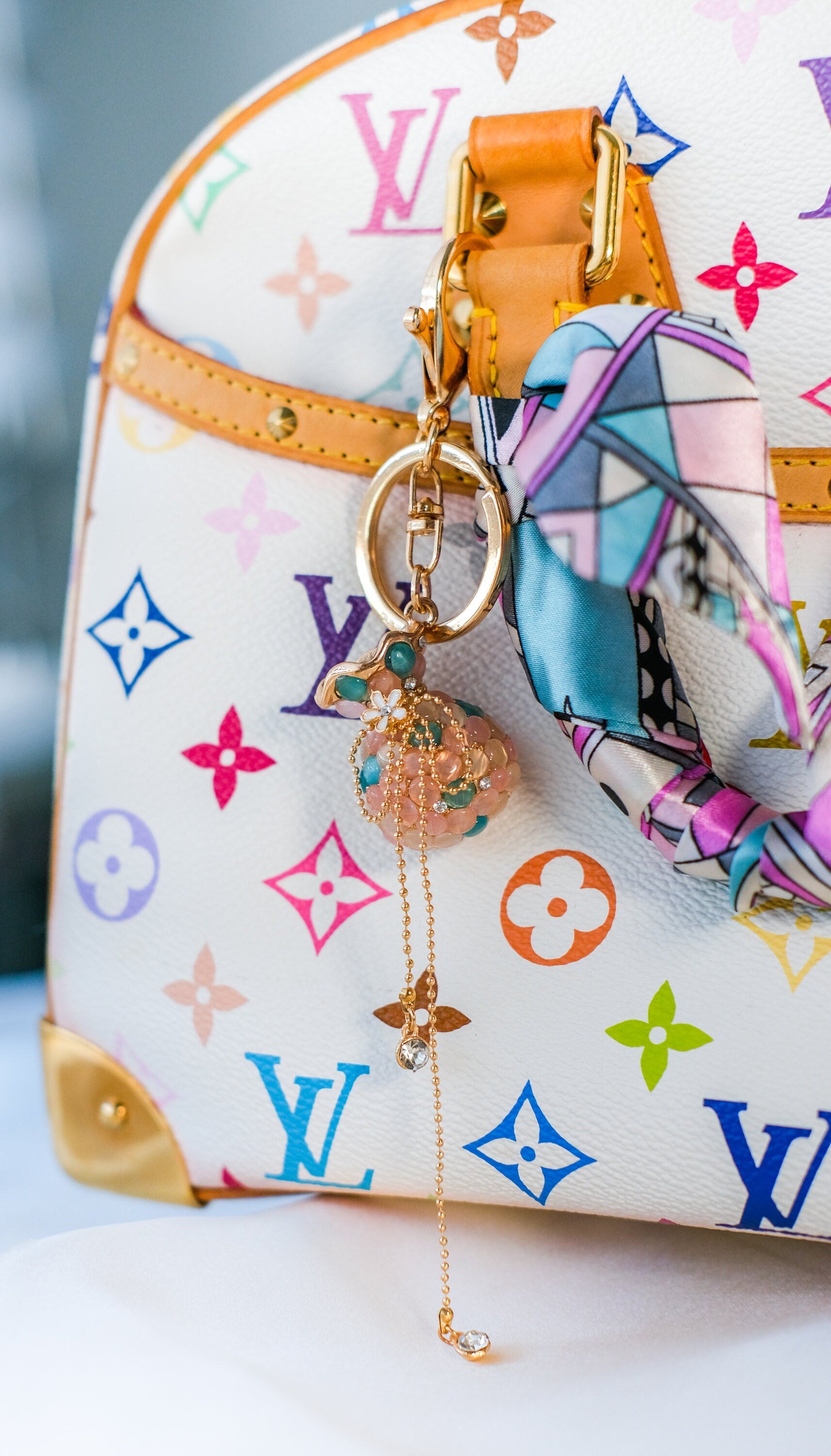 Elegant Pink Keychain Gift Bag Accessory Purse Charm Gift For Best Friend Keychain For Women Birthday Ideas Aesthetic Decor