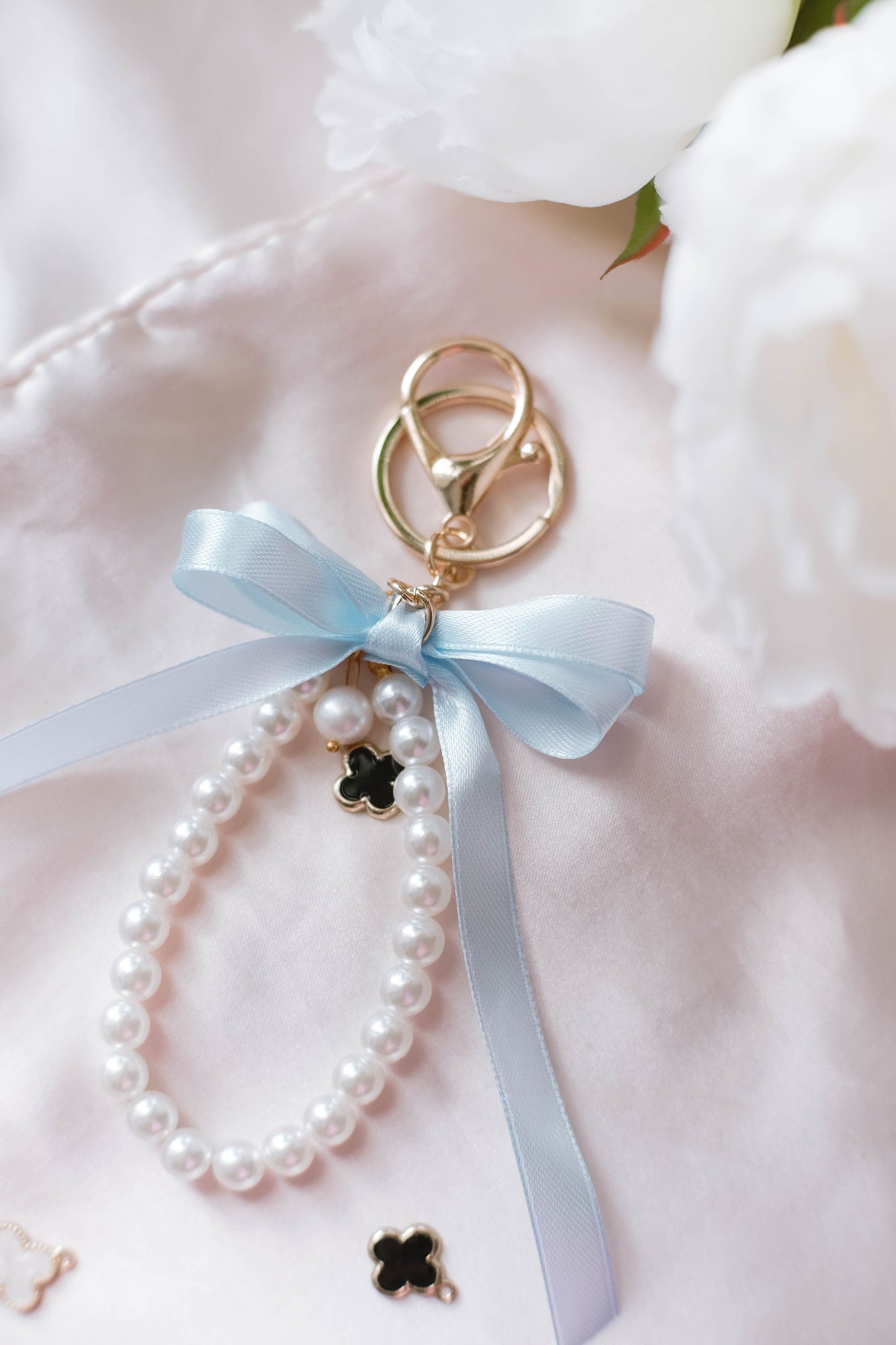 Pearl and Ribbon Keychain Elegant Wristlet For Women Purse Accessory For Her Gift Idea for BFF Aesthetic Keychain For Women Luxury Keychain