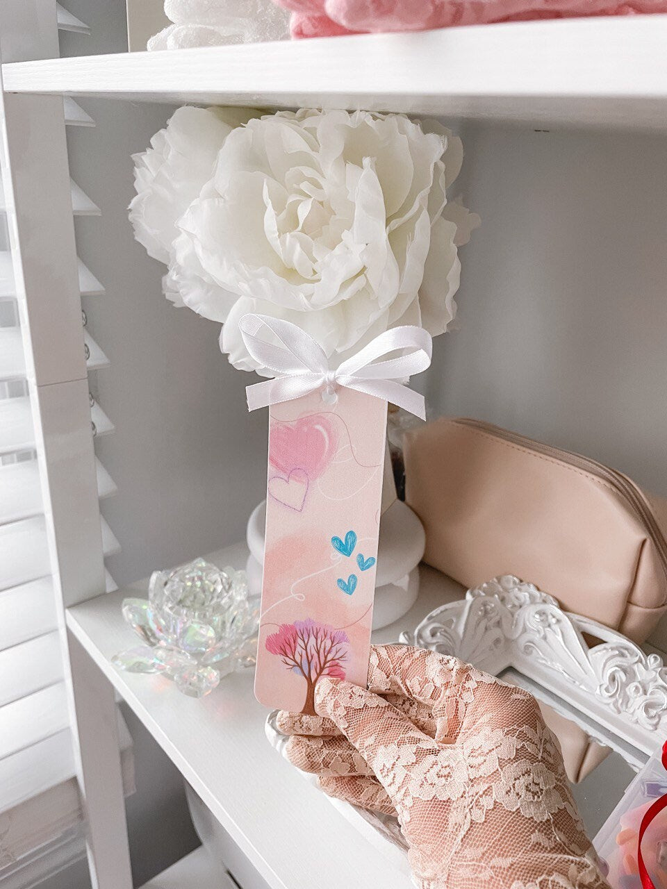 Pink Heart Bookmark, Book Lover Gift, Romance Bookmark, Book Accessory, Cute Stationary Accessory, BookTok Lover, Kawaii Bookmark With Bow