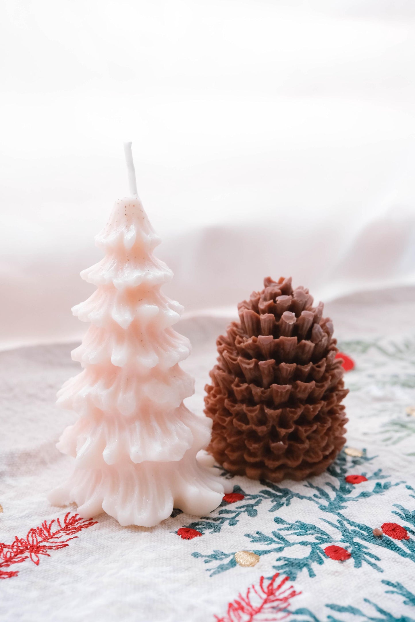 Christmas Holiday Tree Candle, Holiday Candles, Holiday Wax Melts, Unique Candles, Aesthetic Candle Decor, Gifts for Her, Holiday Vibes