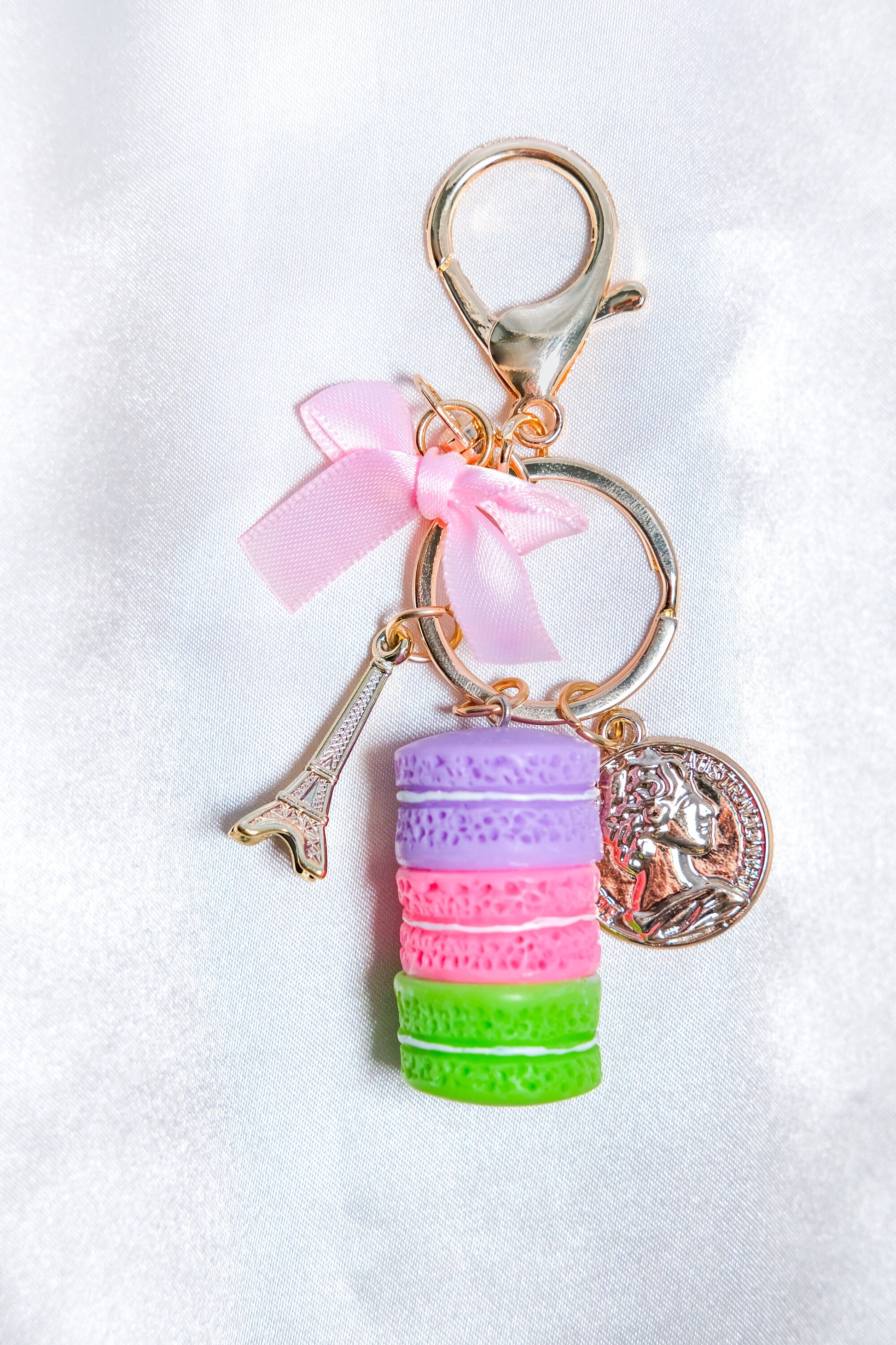 Cute Paris Keychain Eiffel Tower Gift Accessory Aesthetic Gift Idea For Friend Macaron Keychain For Her French Macaroons Purse Charm