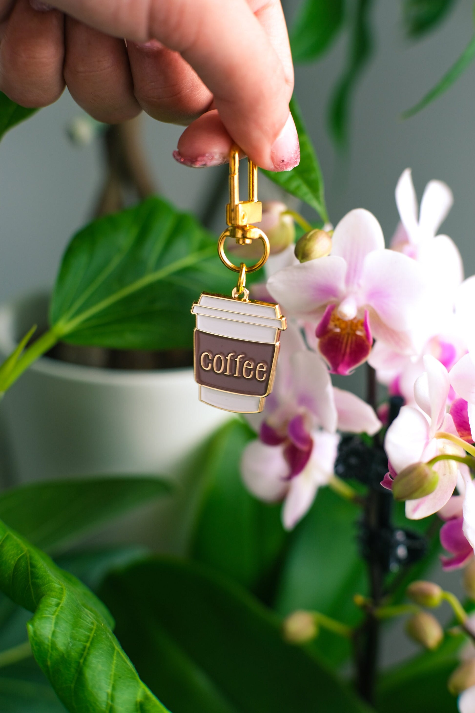 Coffee Keychain For Coffee Lovers Bag Charm For Purse Cute BFF Keychain Gift Idea For Her Coffee Mom Keychain For Women Birthday Gift Sister